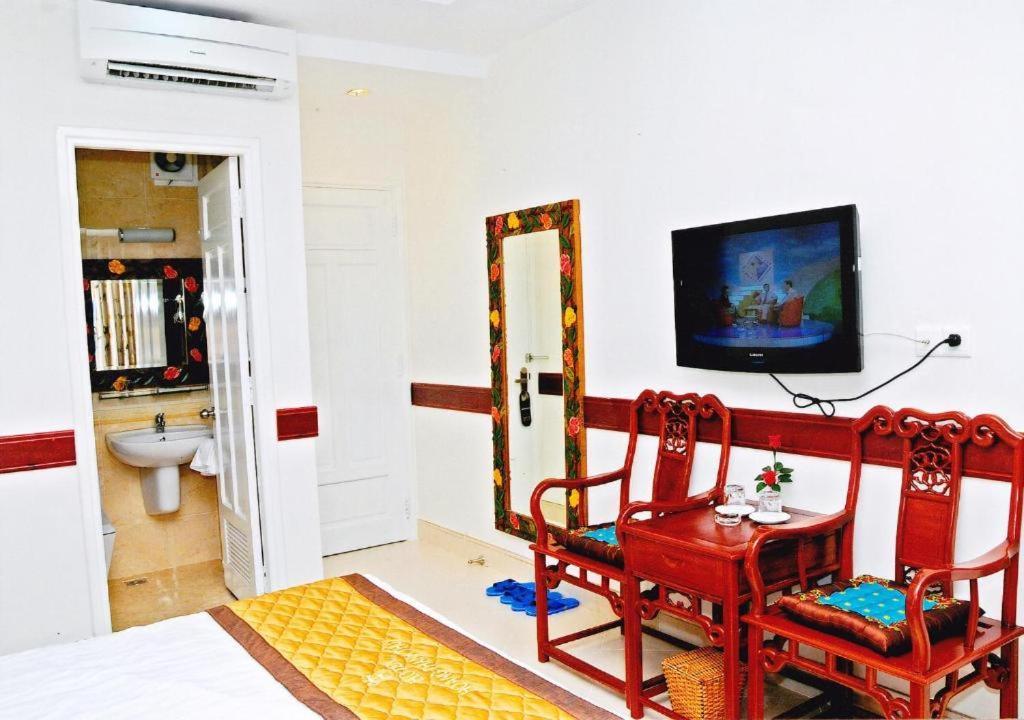 Hoang Thanh Thuy Airport Hotel 1 - Gan Am Thuc Dem Cho Hoang Hoa Tham Cidade de Ho Chi Minh Exterior foto