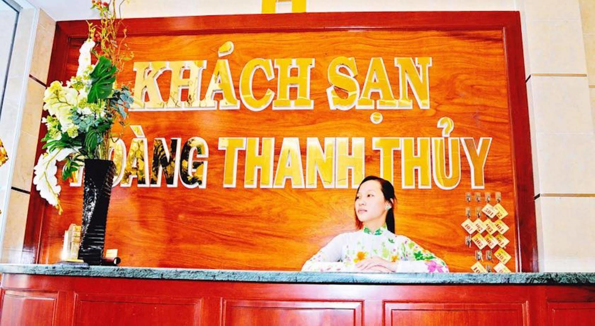 Hoang Thanh Thuy Airport Hotel 1 - Gan Am Thuc Dem Cho Hoang Hoa Tham Cidade de Ho Chi Minh Exterior foto
