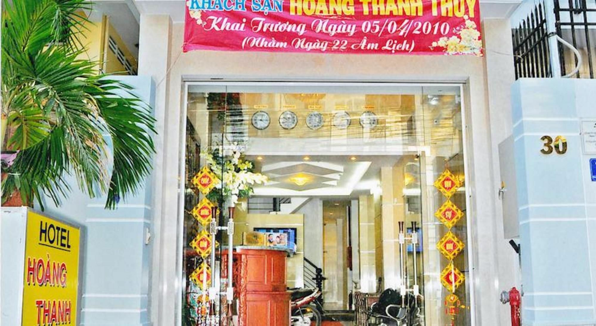 Hoang Thanh Thuy Airport Hotel 1 - Gan Am Thuc Dem Cho Hoang Hoa Tham Cidade de Ho Chi Minh Exterior foto